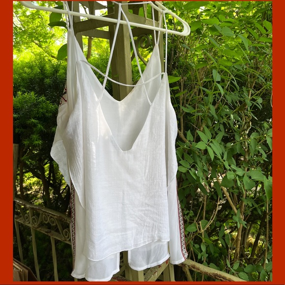 Dex Tiered Blouse - Picture 4 of 5